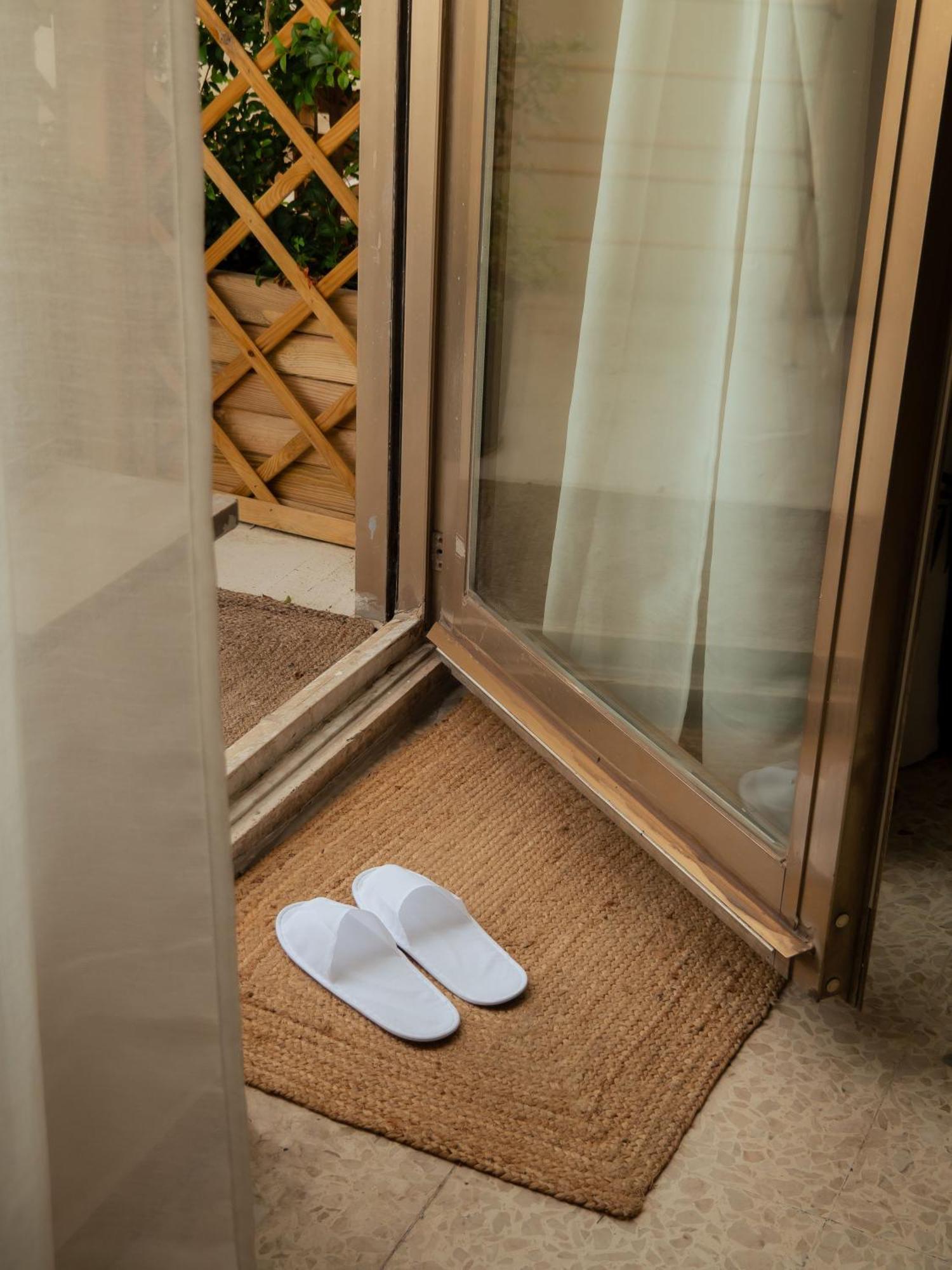 Taga Suites CTA Exterior foto